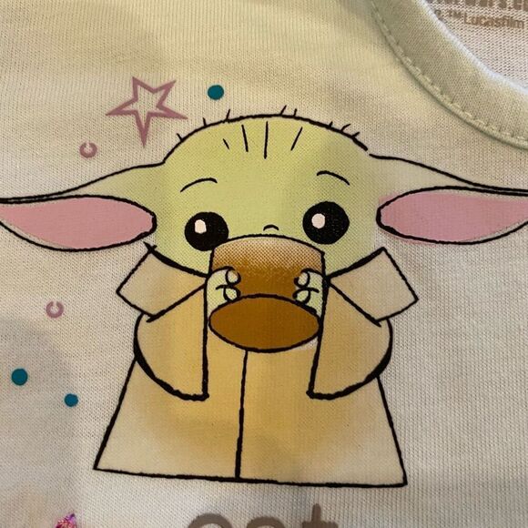 Star Wars The Child Bundle 3 Piece Long Sleeve Hoodie w shorts 4T Short Sleeve T - Picture 6 of 16